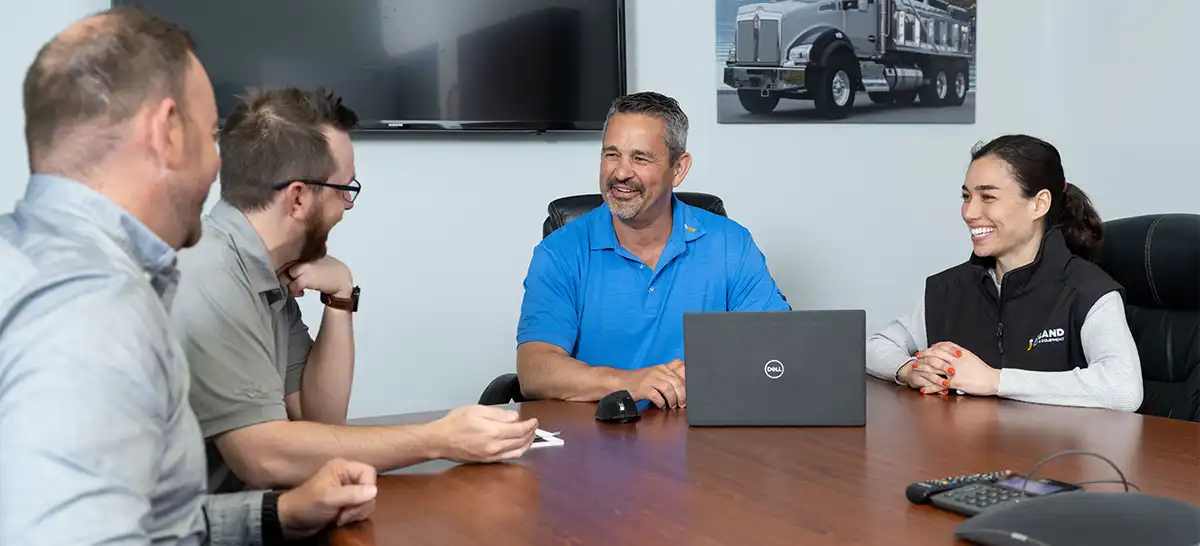Finance your first commercial truck with Inland.